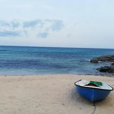 - Singola Con Piscina Privata Vakantiehuis Solanas (Cagliari)