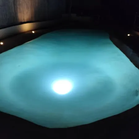 - Singola Con Piscina Privata Vakantiehuis *