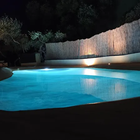 - Singola Con Piscina Privata Vakantiehuis *